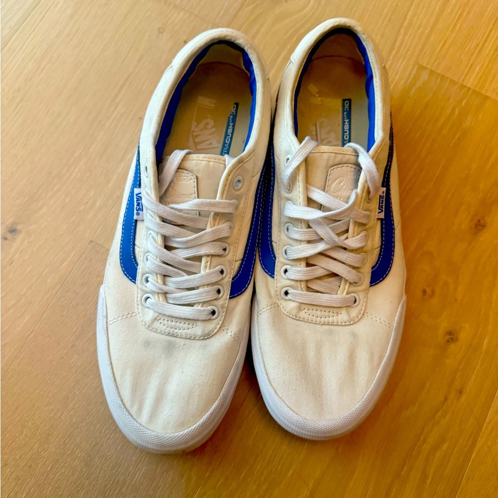 Vans Men's Beige and Royal Blue Sneakers